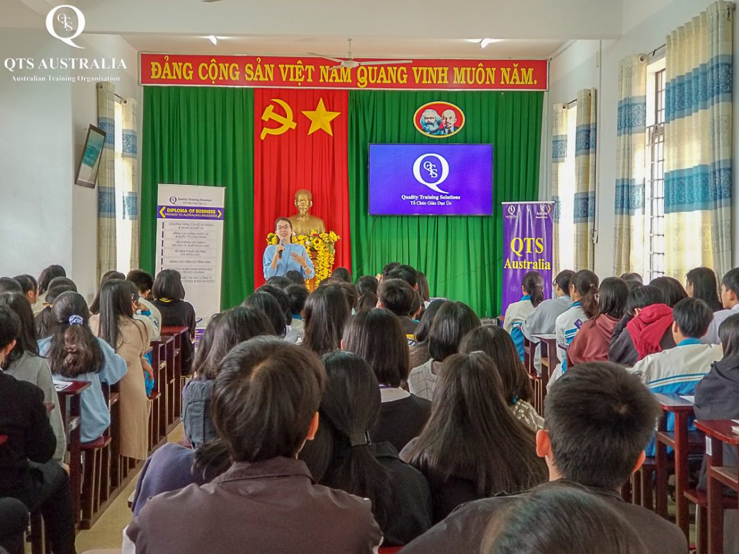 QTS Event THPT Chuyên Nguyễn Chí Thanh Đắk Nông