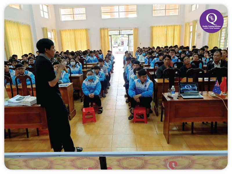 QTS Sự kiện trường THPT Trường Chinh - Đăk Nông