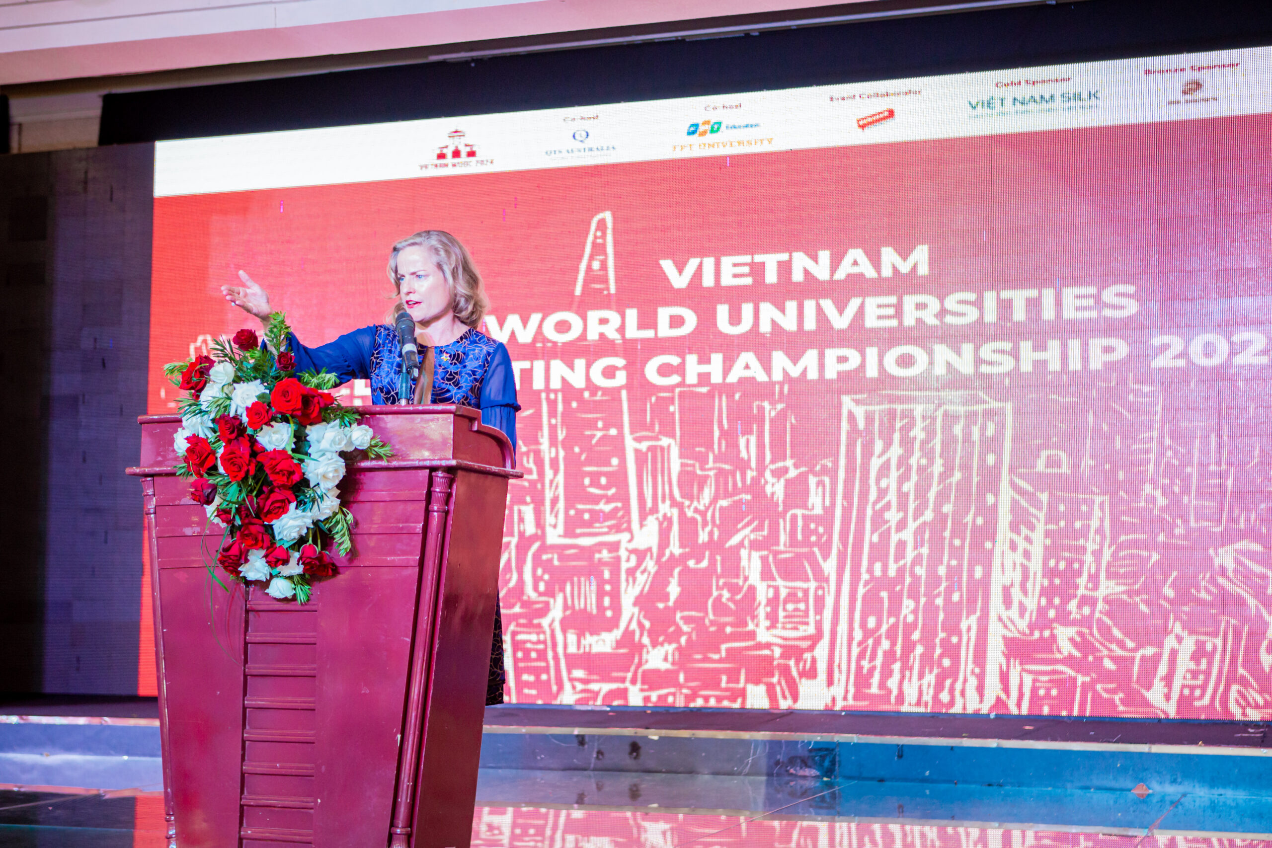 Bà Rebecca Ball phát biểu tại Lễ Opening Ceremony WUDC 2024