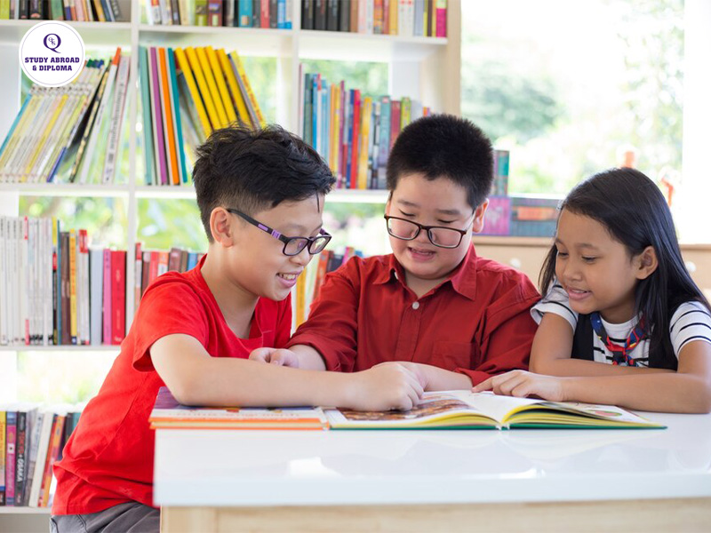 Nhà giáo dục về chăm sóc trẻ em (Childcare Educator)