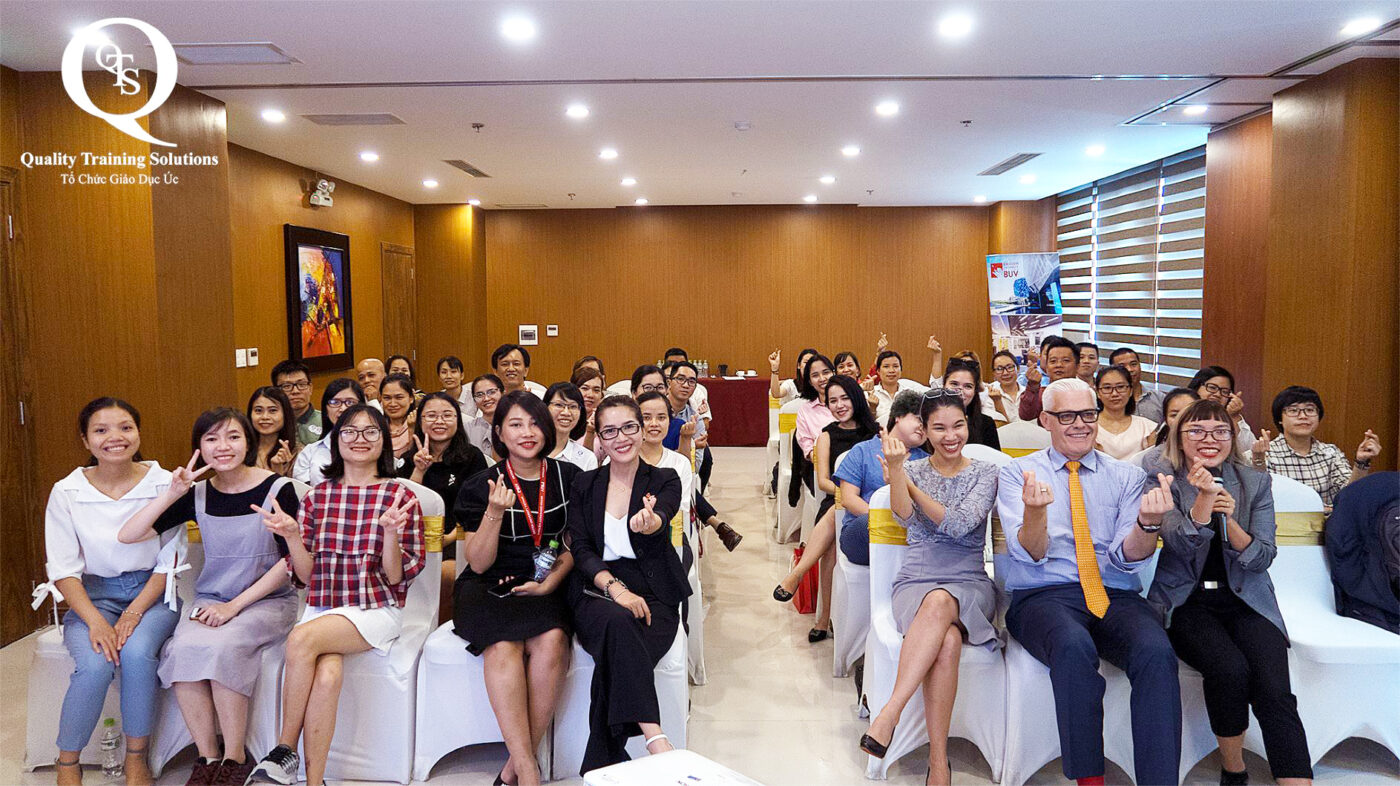 Chương trình đào tạo về nền giáo dục Anh quốc của QTS và BUV|Chương trình đào tạo về nền giáo dục Anh quốc của QTS và BUV|Những khán giả tham dự chương trình đào tạo nền giáo dục Anh quốc
