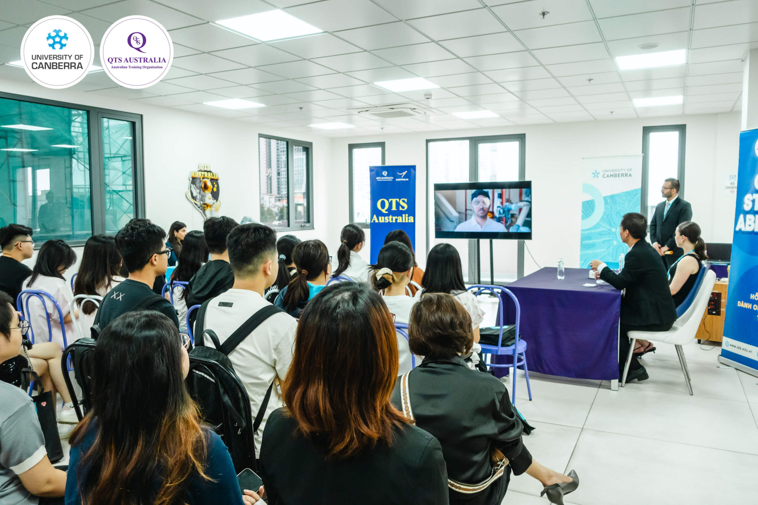 QTS Australia x UC: Global Career Experience