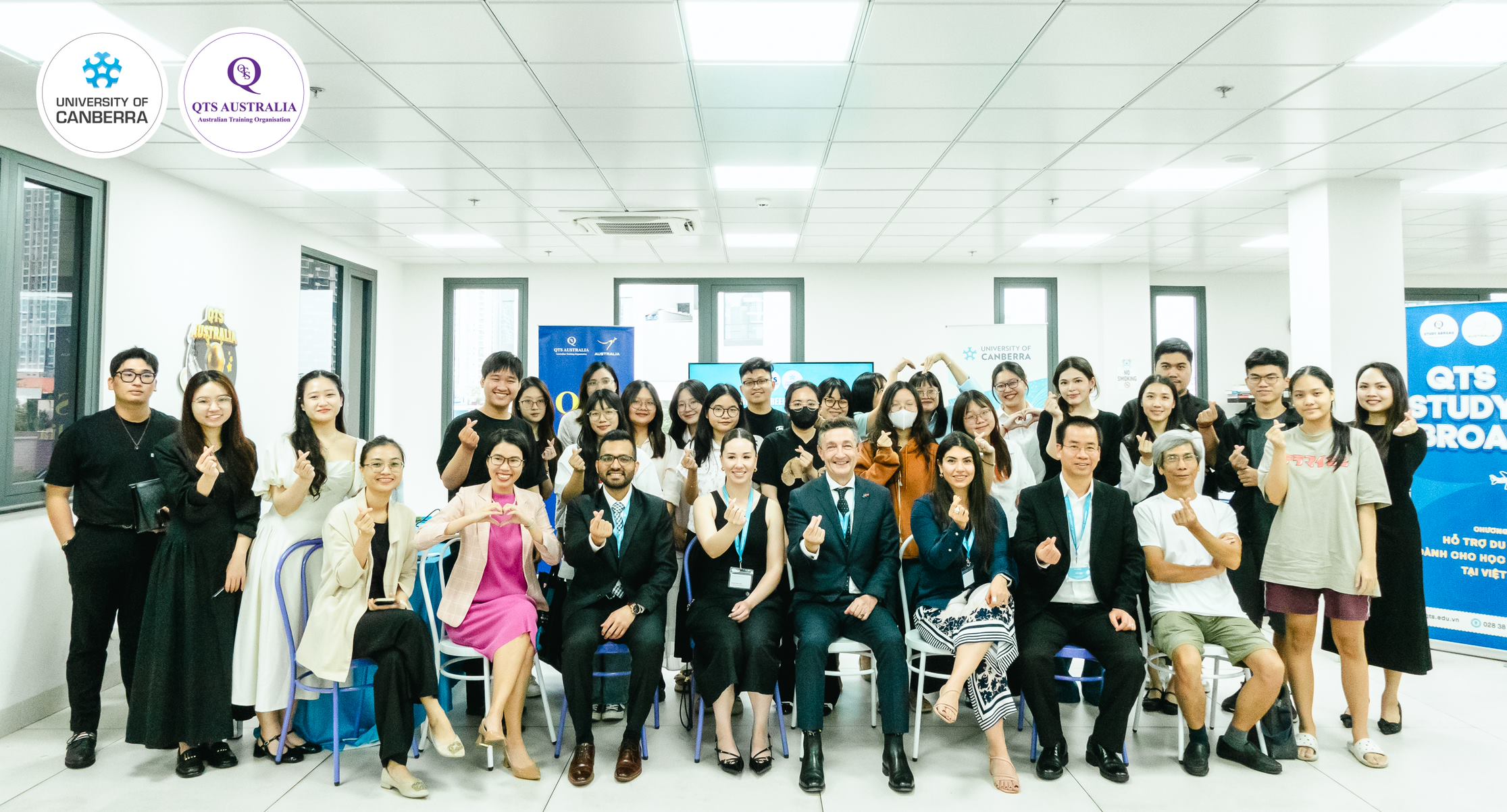 Sự kiện Global Career Experience QTSxUC