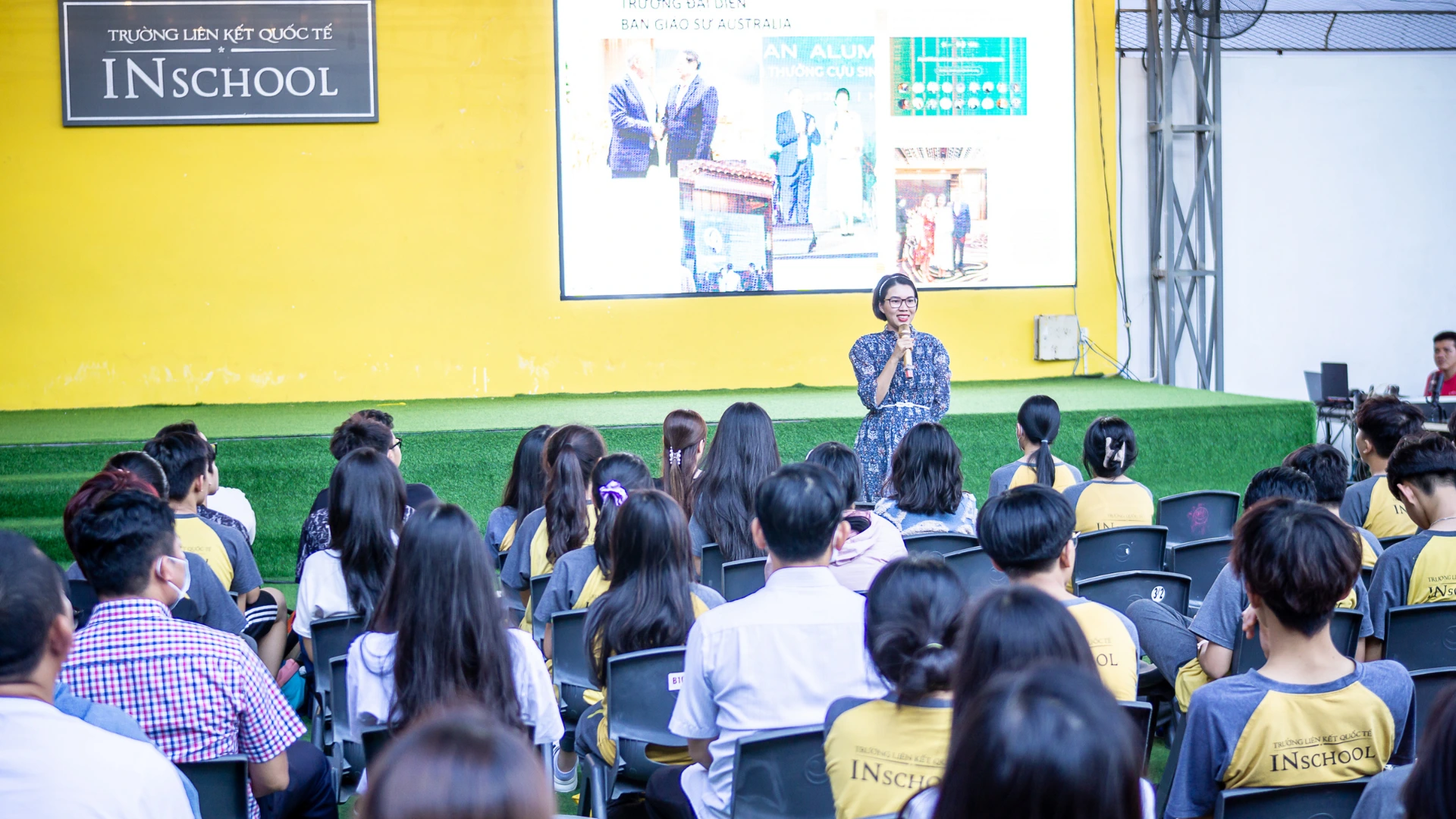 Hình chị Tracy Trang