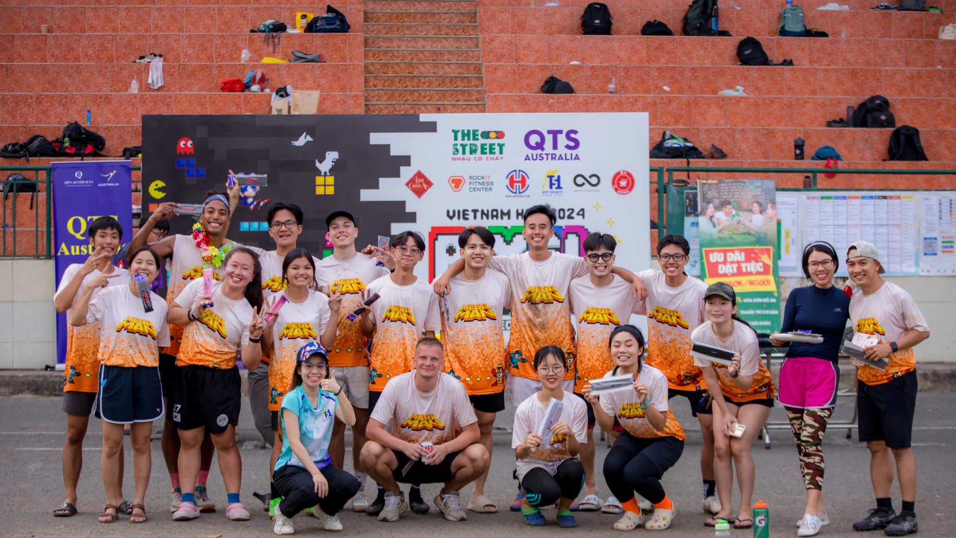 Hình chị Tracy Trang