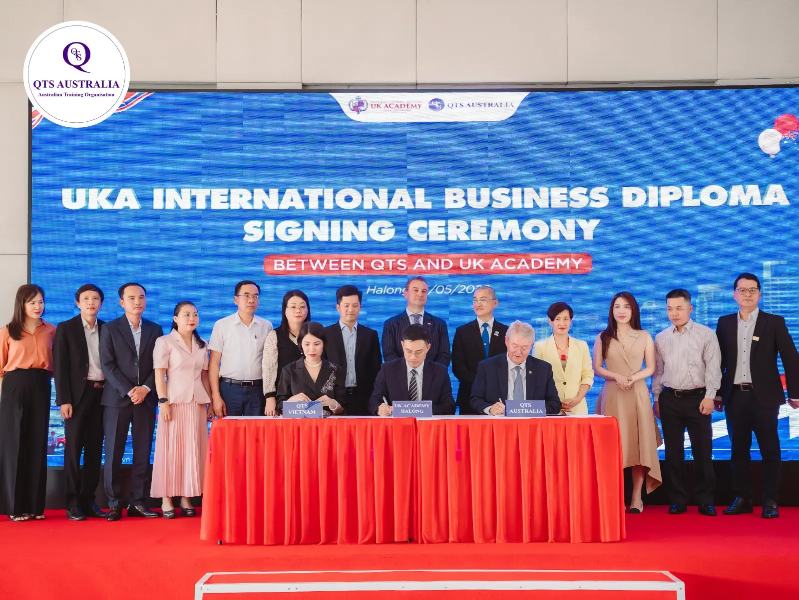 QTS Australia ký kết hợp tác chiến lược với UK Academy Hạ Long