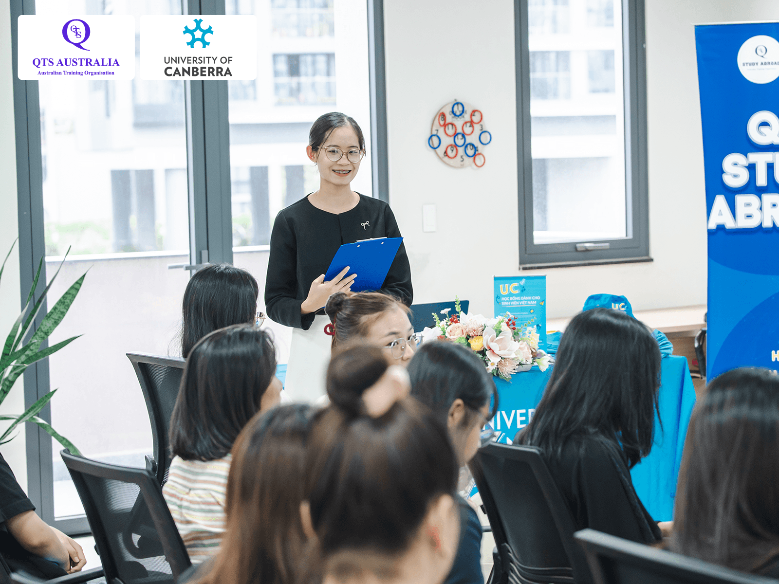 Sự kiện Study, Lead & Succeed - University of Canberra